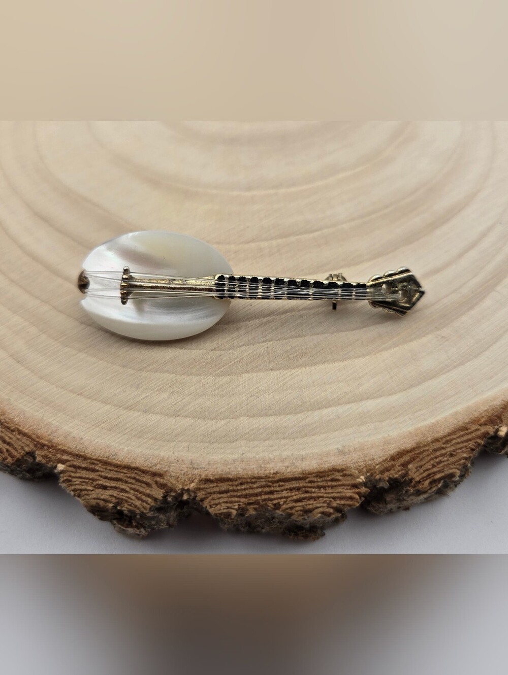 Vintage Mid-Century Musical Instrument Brooch Pin 🎶